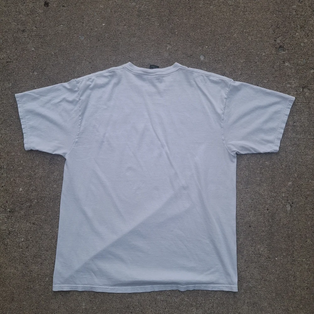 Vintage Enchantment of the Seas Crew T-shirt - Picture 2 of 4